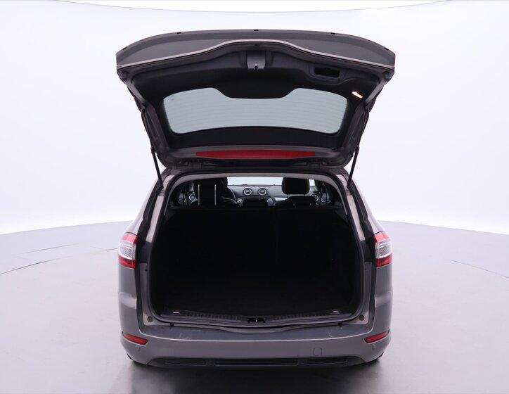 Ford Mondeo Kombi 2,0 l 120 kw