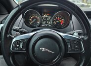 Jaguar F-Type Kupé 2,0 l 221 kw