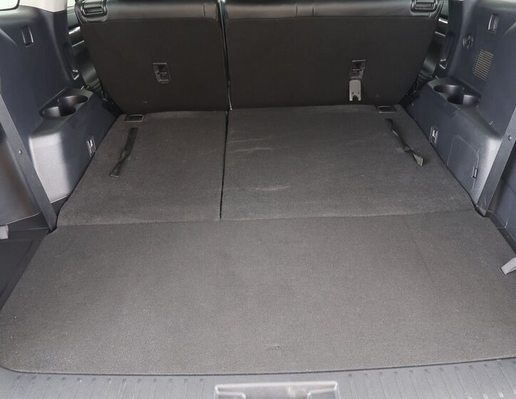 Toyota Highlander Kombi 2,5 l 140 kw