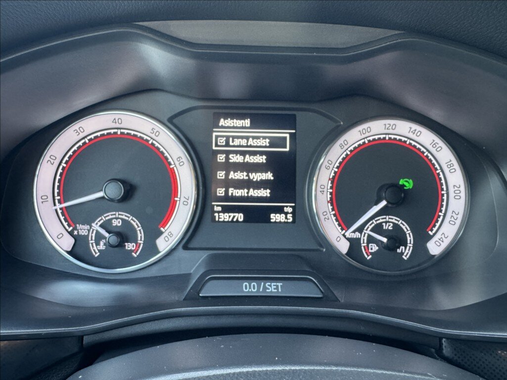 Škoda Scala Hatchback 1,5 l 110 kw