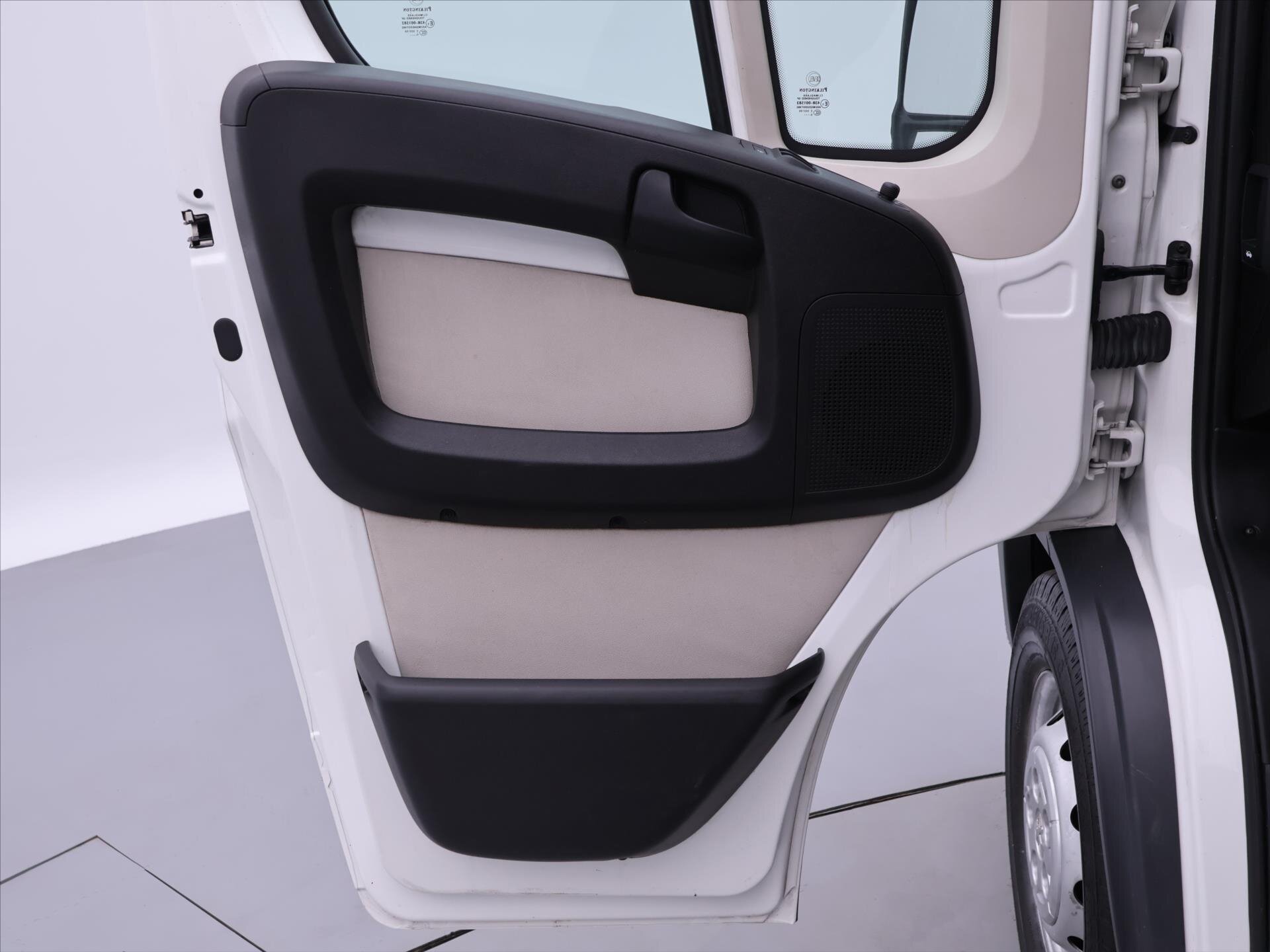 Peugeot Boxer Skříň 2,0 l 96 kw