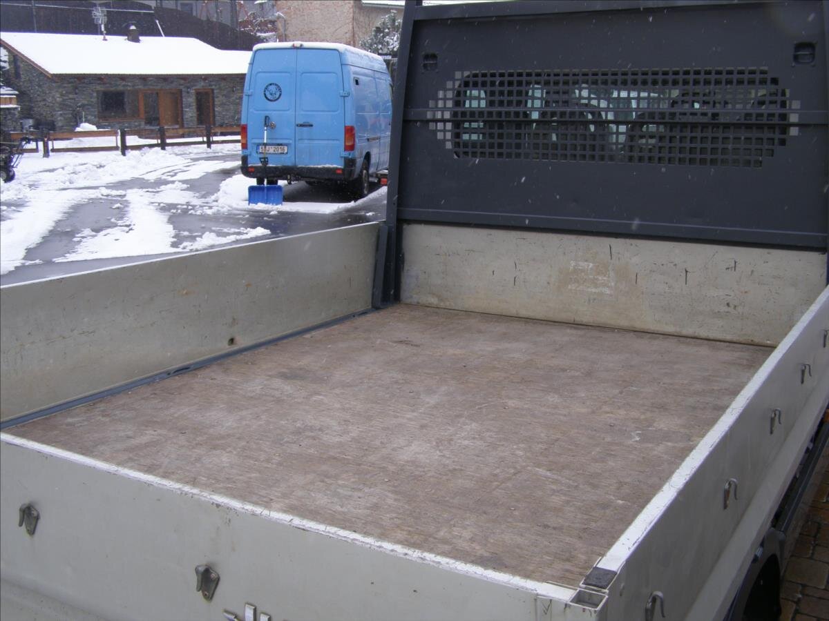 Peugeot Boxer Valník 2,2 l 88 kw