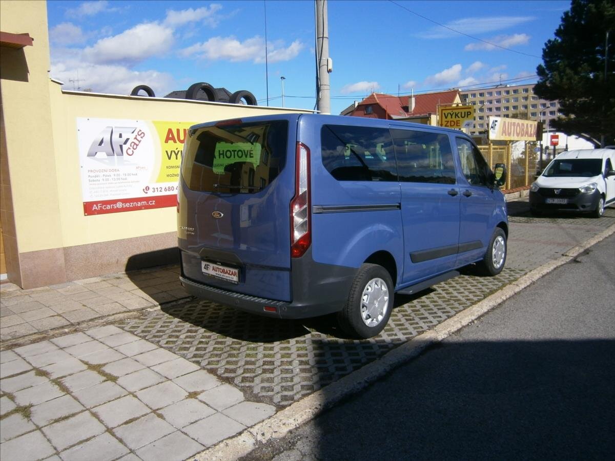 Ford Tourneo Custom VAN-Minibus 2,2 l 92 kw