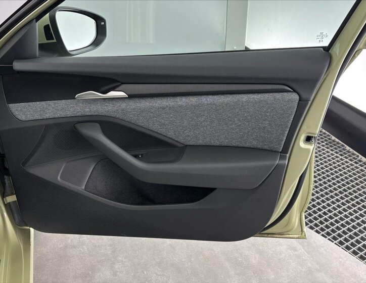 Škoda Superb Liftback 2,0 l 110 kw