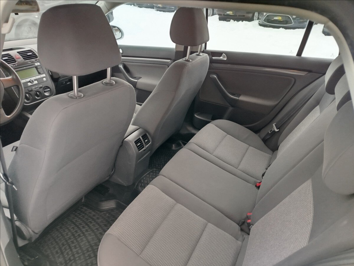 Volkswagen Golf Kombi 1,9 l 77 kw