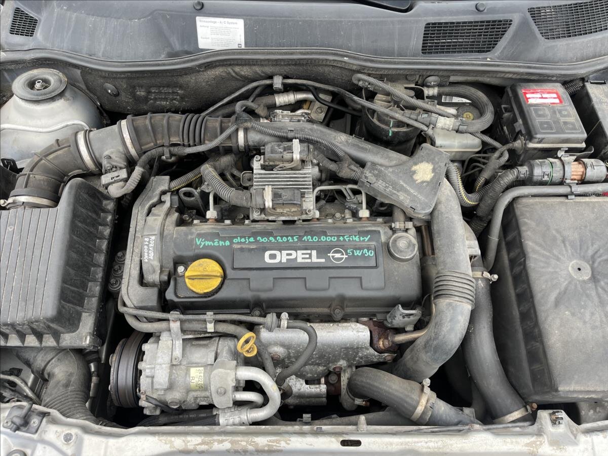 Opel Astra Hatchback 1,7 l 55 kw