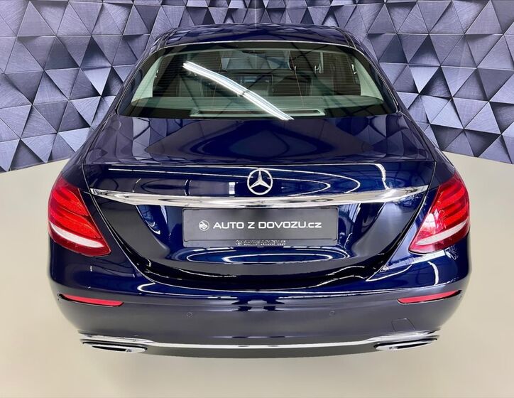 Mercedes-Benz Třídy E 6