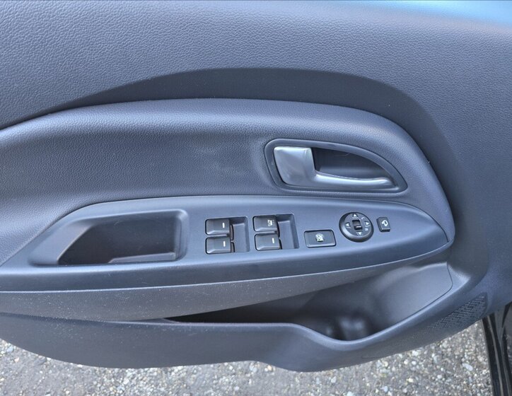 KIA Rio Hatchback 1,2 l 61 kw