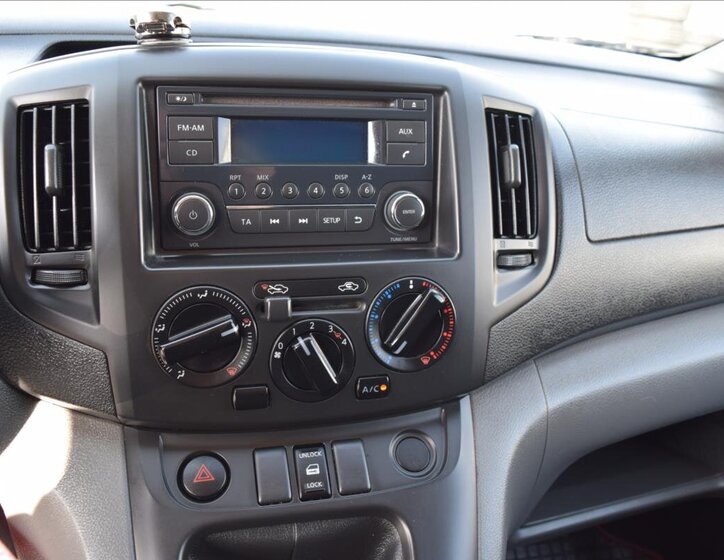 Nissan NV200 MPV 1,6 l 81 kw