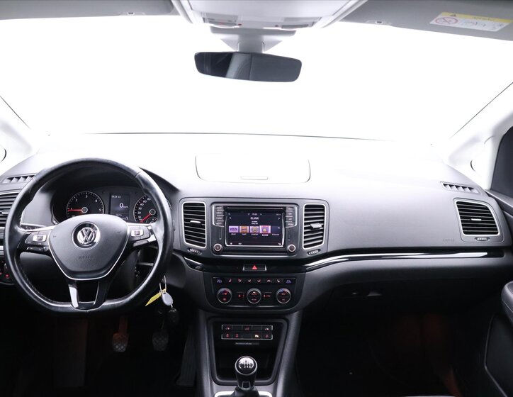 Volkswagen Sharan 23