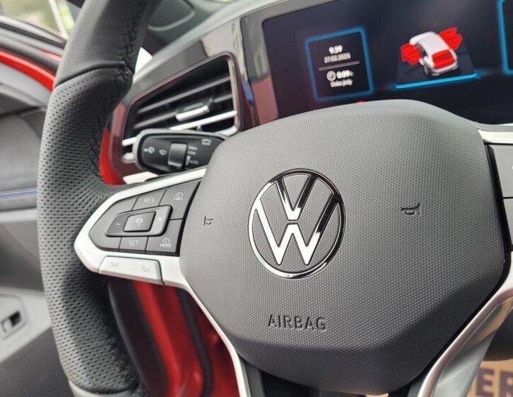 Volkswagen Passat Kombi 2,0 l 195 kw