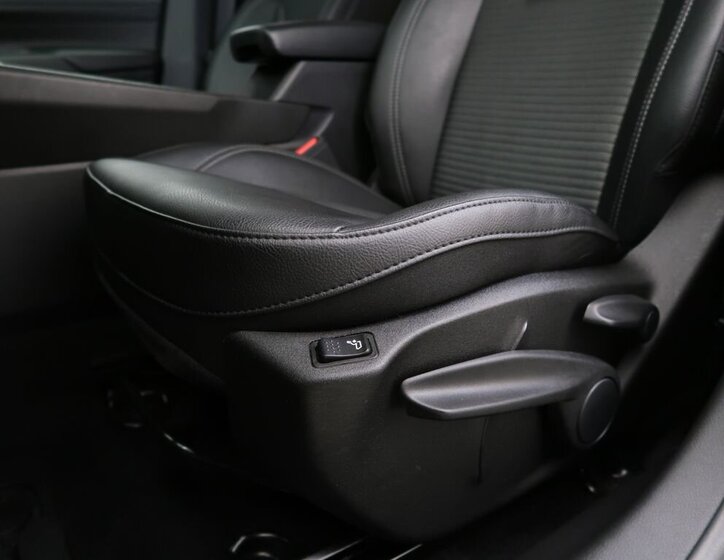 Jeep Compass SUV / Terénní 1,6 l 96 kw