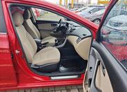 Hyundai Elantra 14