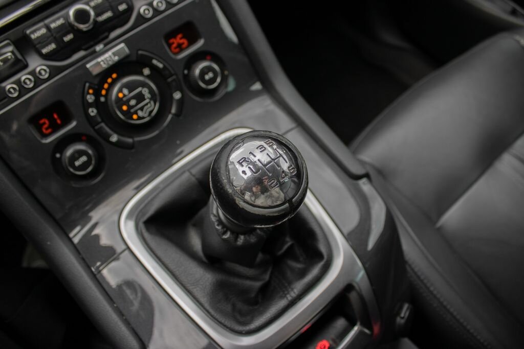 Peugeot 5008 SUV / Terénní 2,0 l 110 kw