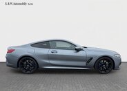 BMW Řada 8 Kupé 4,4 l 390 kw