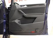 Volkswagen Touran Kombi 2,0 l 110 kw