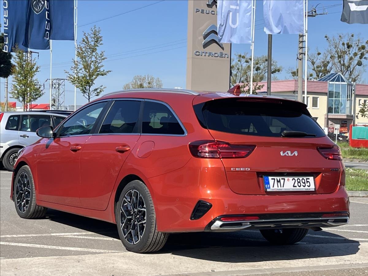 KIA Ceed Kombi 1,5 l 117 kw