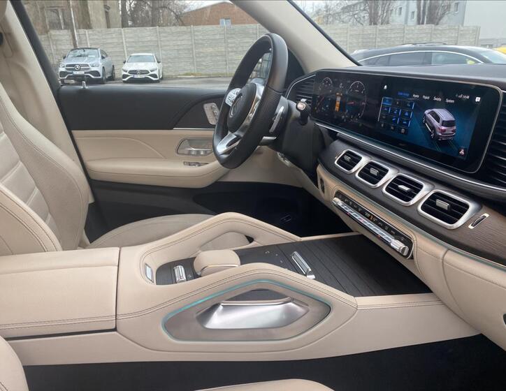 Mercedes-Benz GLS 13