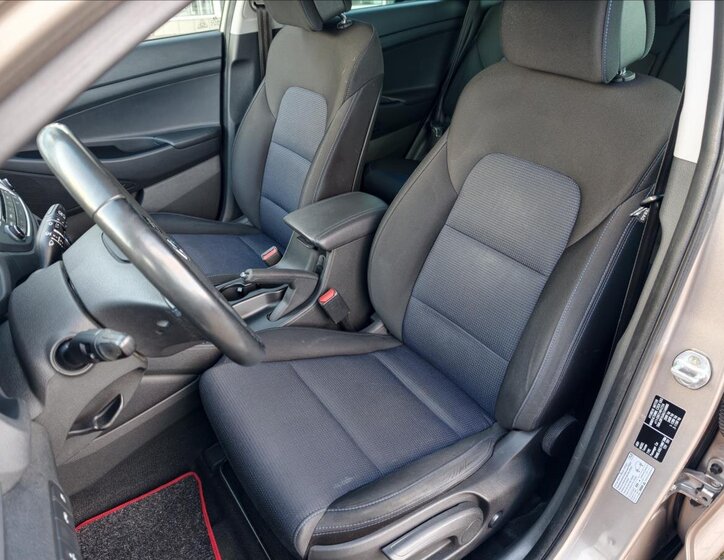 Hyundai Tucson SUV / Terénní 1,7 l 85 kw