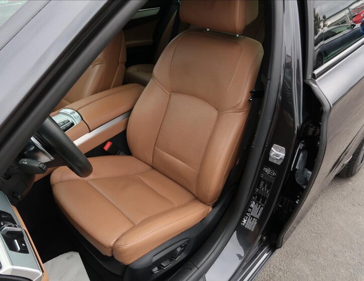 BMW Řada 7 10