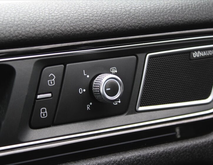 Volkswagen Touareg SUV 3,0 l 193 kw