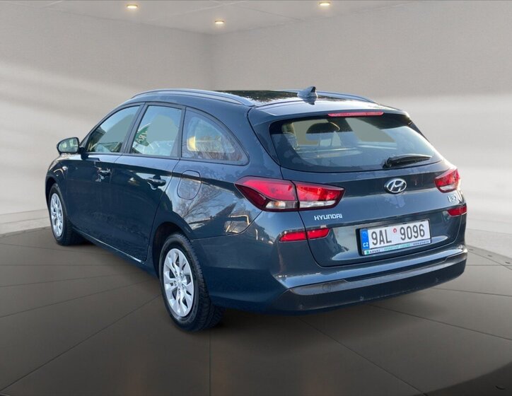 Hyundai i30 4