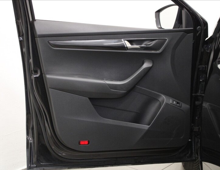 Škoda Karoq SUV 1,6 l 85 kw