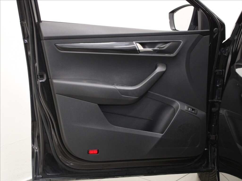 Škoda Karoq SUV 1,6 l 85 kw