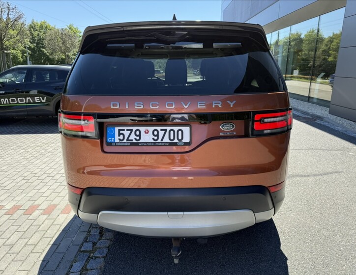 Land Rover Discovery 8