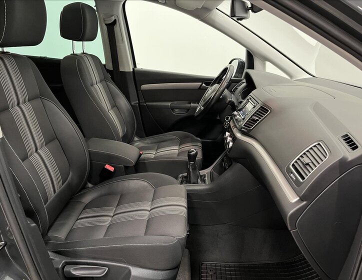 Volkswagen Sharan 23