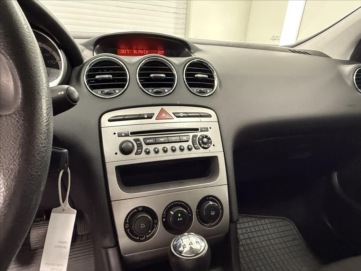 Peugeot 308 Hatchback 1,4 l 70 kw