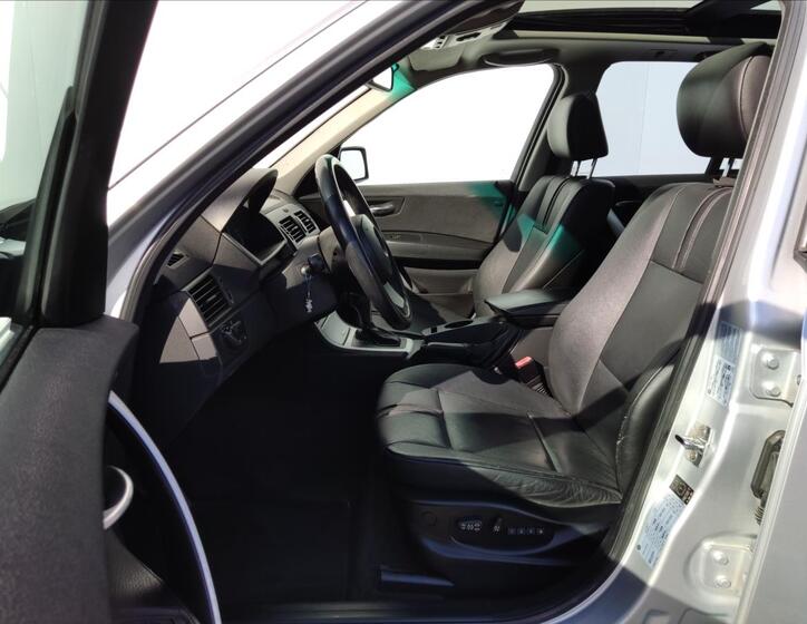 BMW X3 7