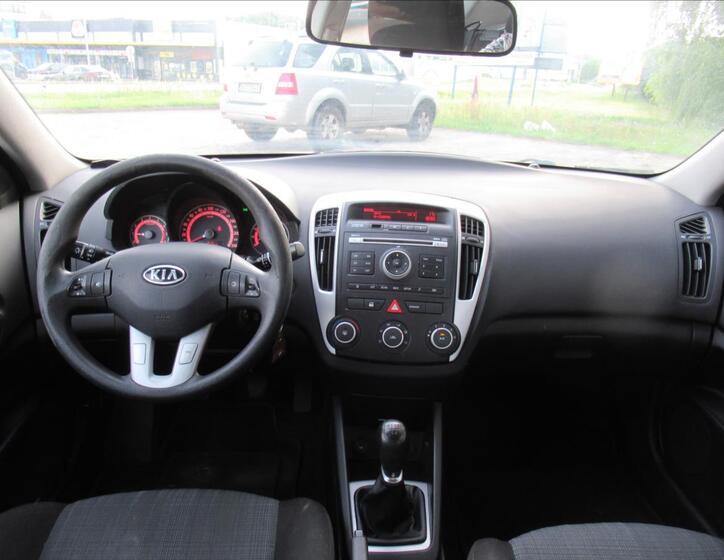 KIA Ceed 9