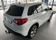 Suzuki Vitara 6