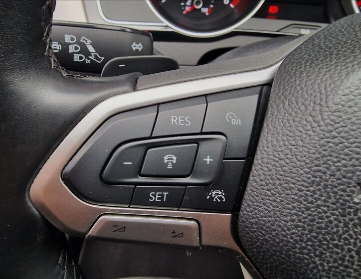 Volkswagen Passat Kombi 2,0 l 110 kw