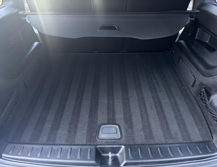 Mercedes-Benz GLB SUV / Terénní 2,0 l 110 kw