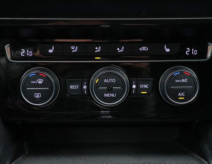 Volkswagen Arteon Liftback 2,0 l 140 kw