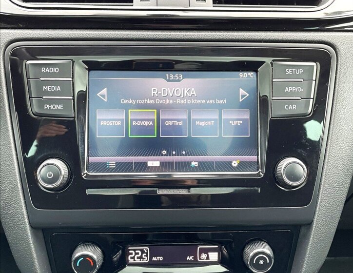 Škoda Rapid Hatchback 999,0 70 kw