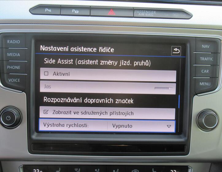 Volkswagen Passat 13