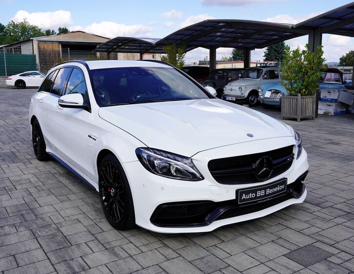 Mercedes-Benz Třídy C 8