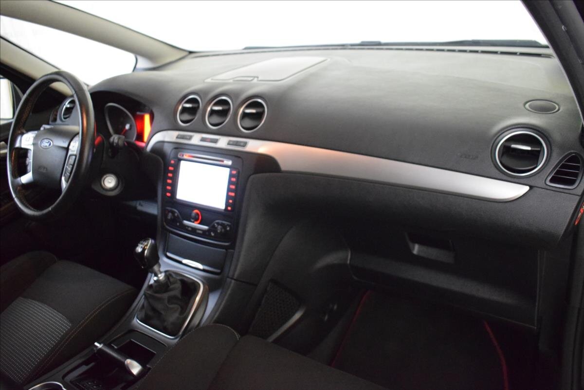 Ford S-MAX MPV 1,6 l 118 kw