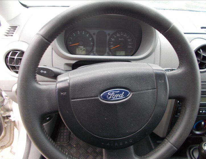 Ford Fusion Hatchback 1,4 l 59 kw