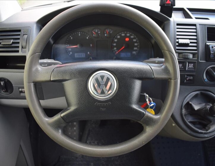 Volkswagen Transporter Ostatní 2,5 l 96 kw