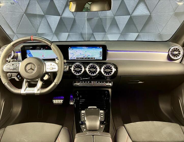 Mercedes-Benz Třídy A 10