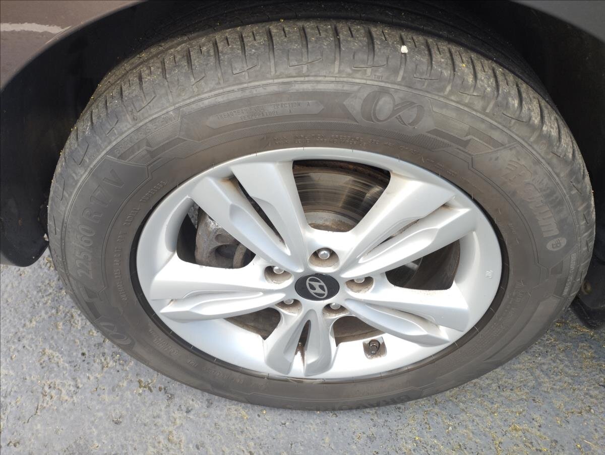 Hyundai ix35 SUV / Terénní 1,7 l 85 kw