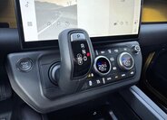 Land Rover Defender SUV 3,0 l 257 kw