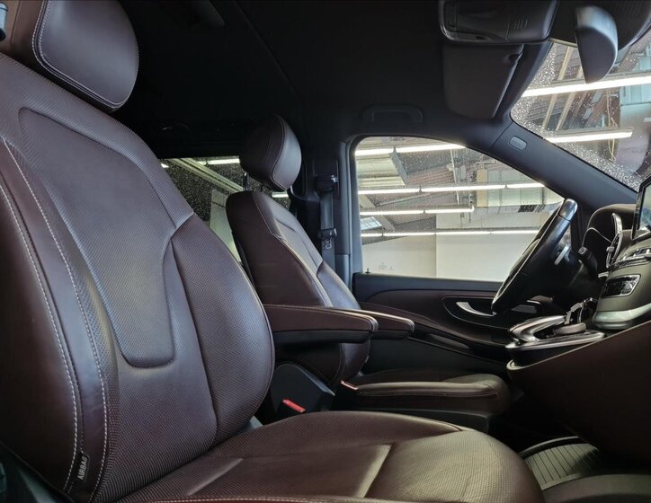 Mercedes-Benz Třídy V MPV 2,1 l 140 kw