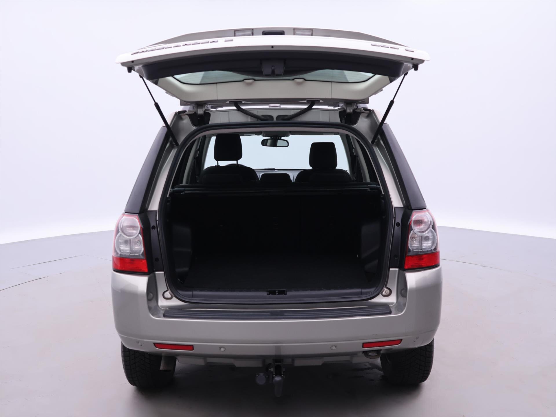 Land Rover Freelander SUV 2,2 l 140 kw