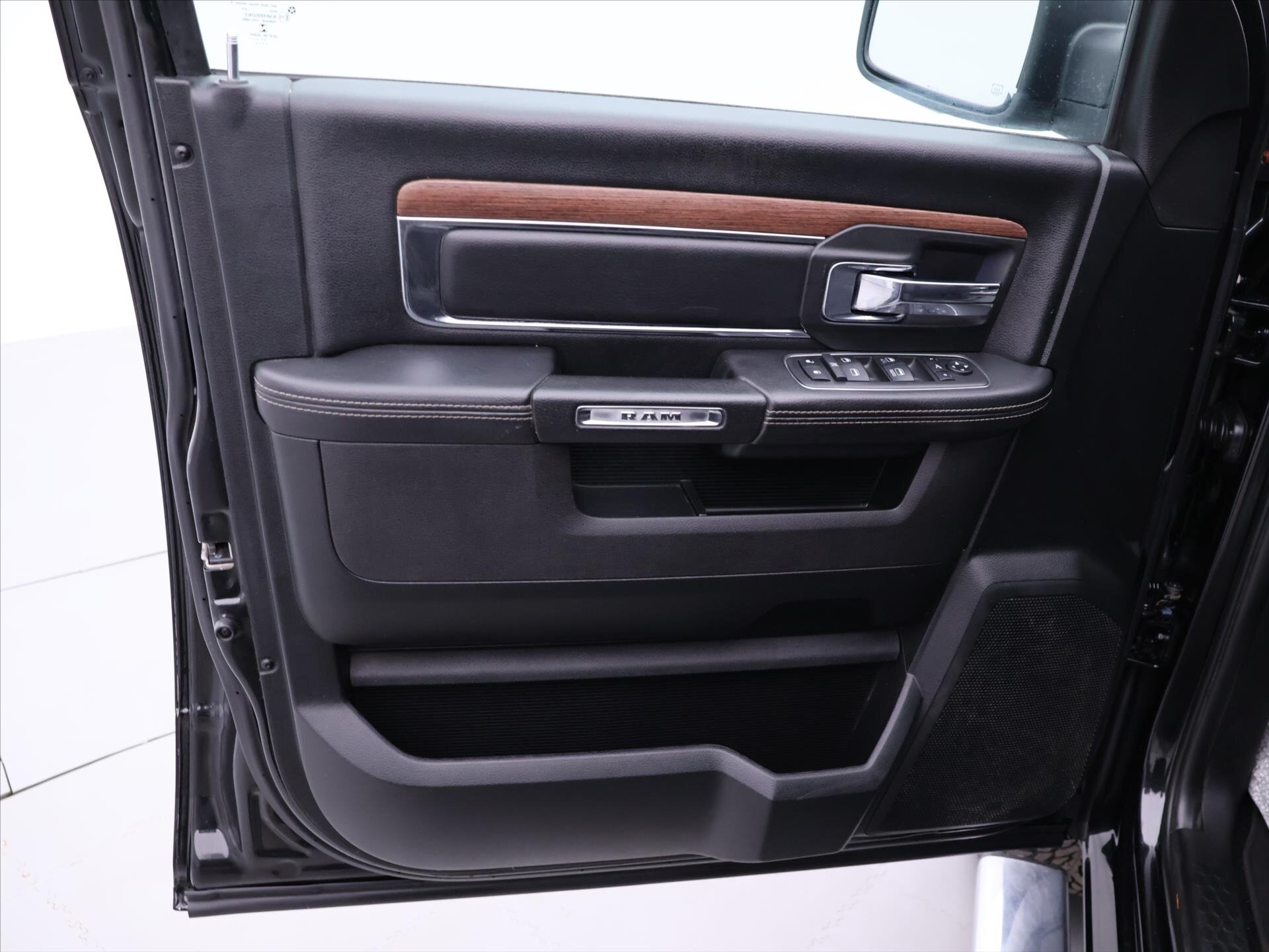 Dodge RAM Pick-up 5,7 l 295 kw