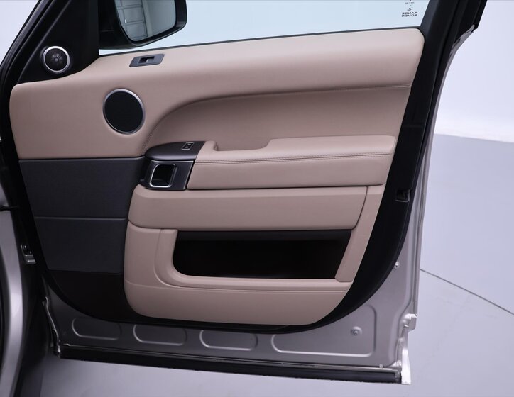 Land Rover Range Rover Sport SUV 3,0 l 215 kw